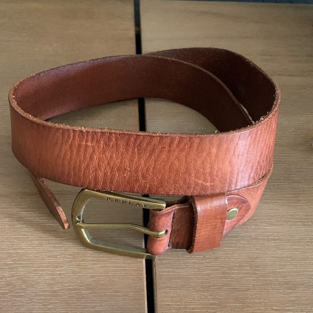 Genuine leather terracotta belt